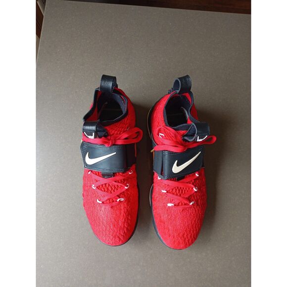 Nike LeBron 15 \'Red Diamond Turf\' Red/White-Black - Men\'s 10 - AO9144-600